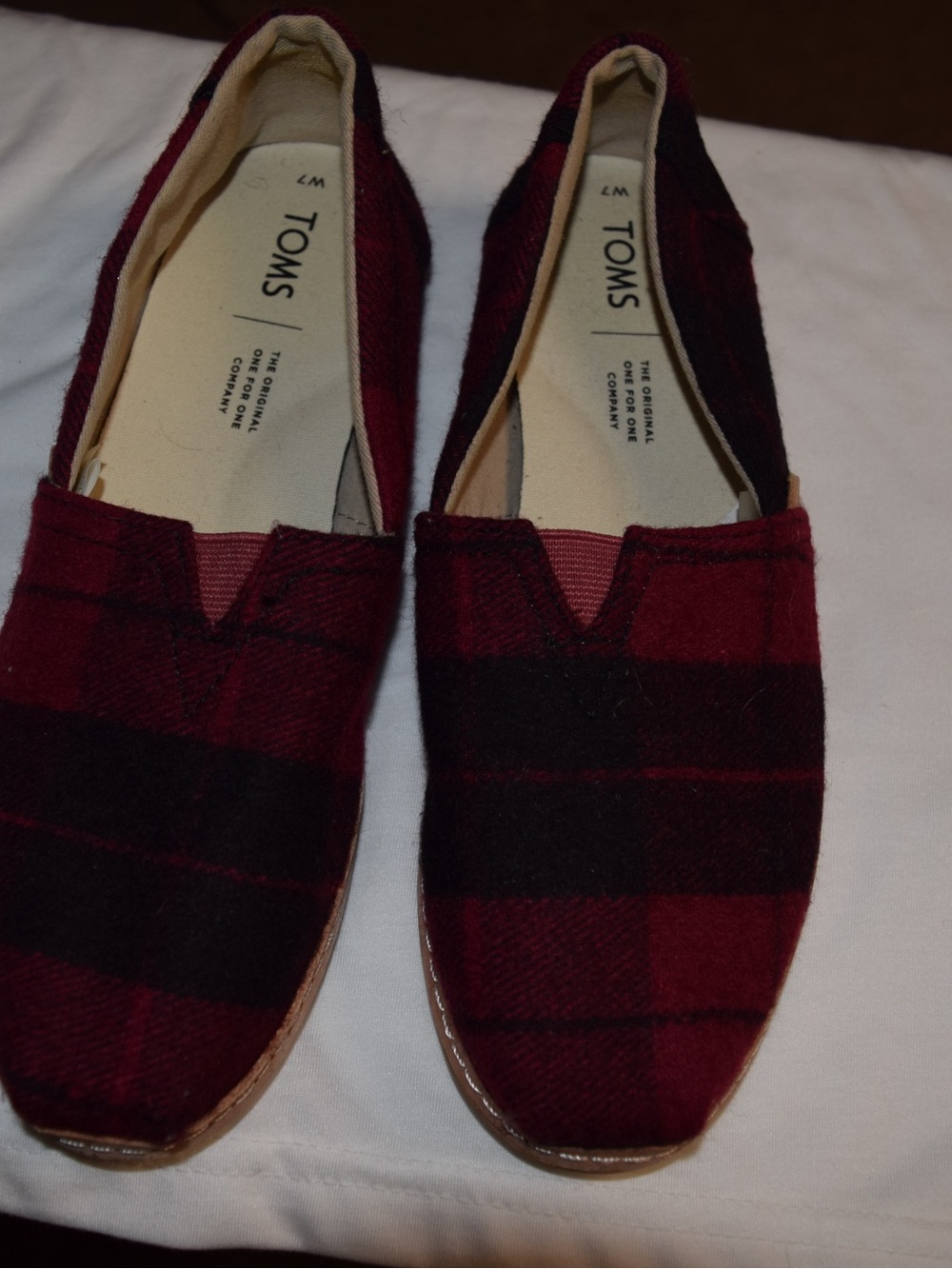 TOMS Red & Black Buffalo Plaid Alpargata Slip-On Shoes Sz 7